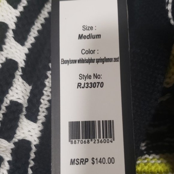 Romeo + Juliet Crop Sweater - Picture 7 of 8